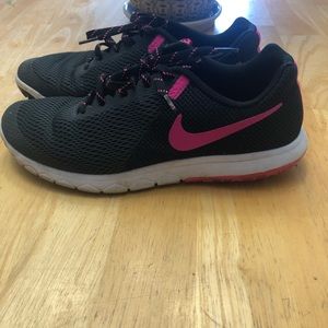 Nike Running Shoes 10W